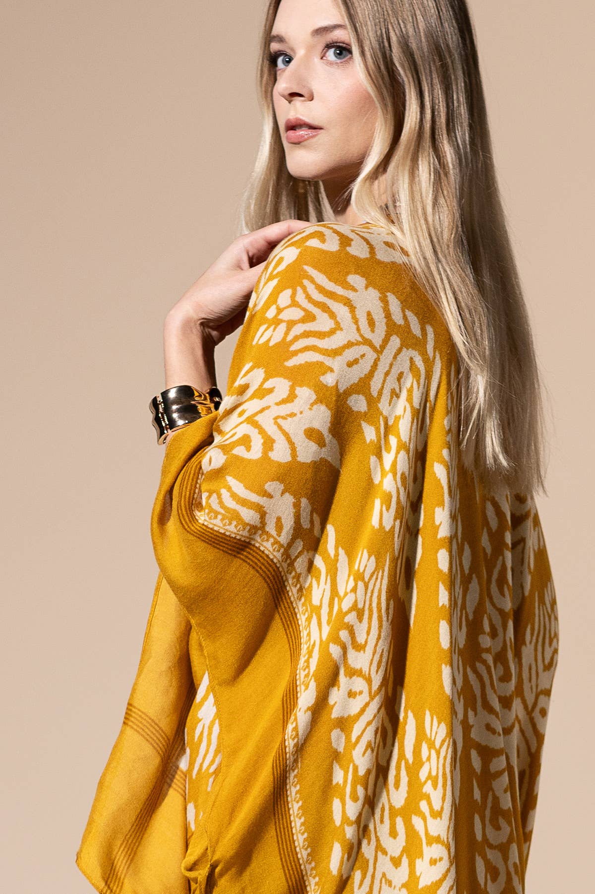 Damask Print Kimono