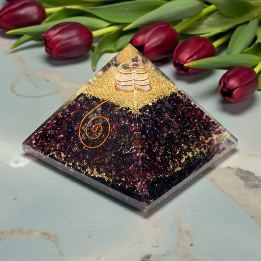 Orgonite Pyramid - Garnet